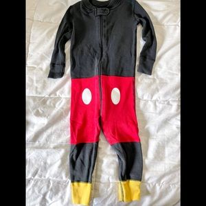 Hanna Andersson Mickey Pajamas.